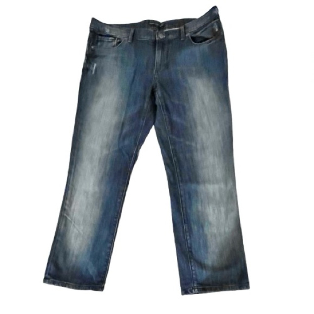 Banana Republic- Women’s cropped Lightly Distressed Jeans. Size: 32